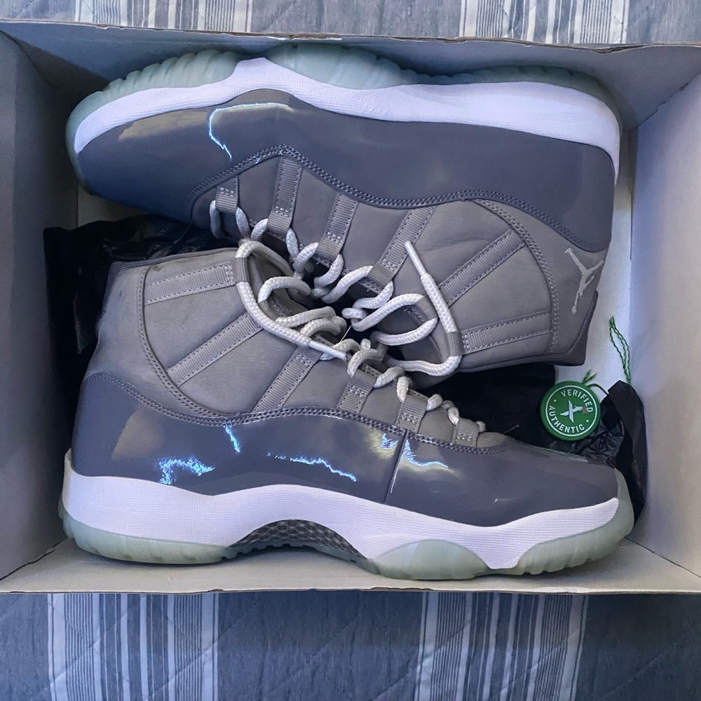 cool grey 11 (used)